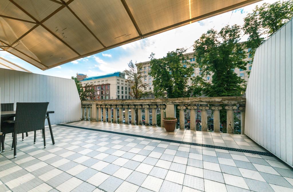 Kreschatik 21 With Terrace 2Br Киев Екстериор снимка