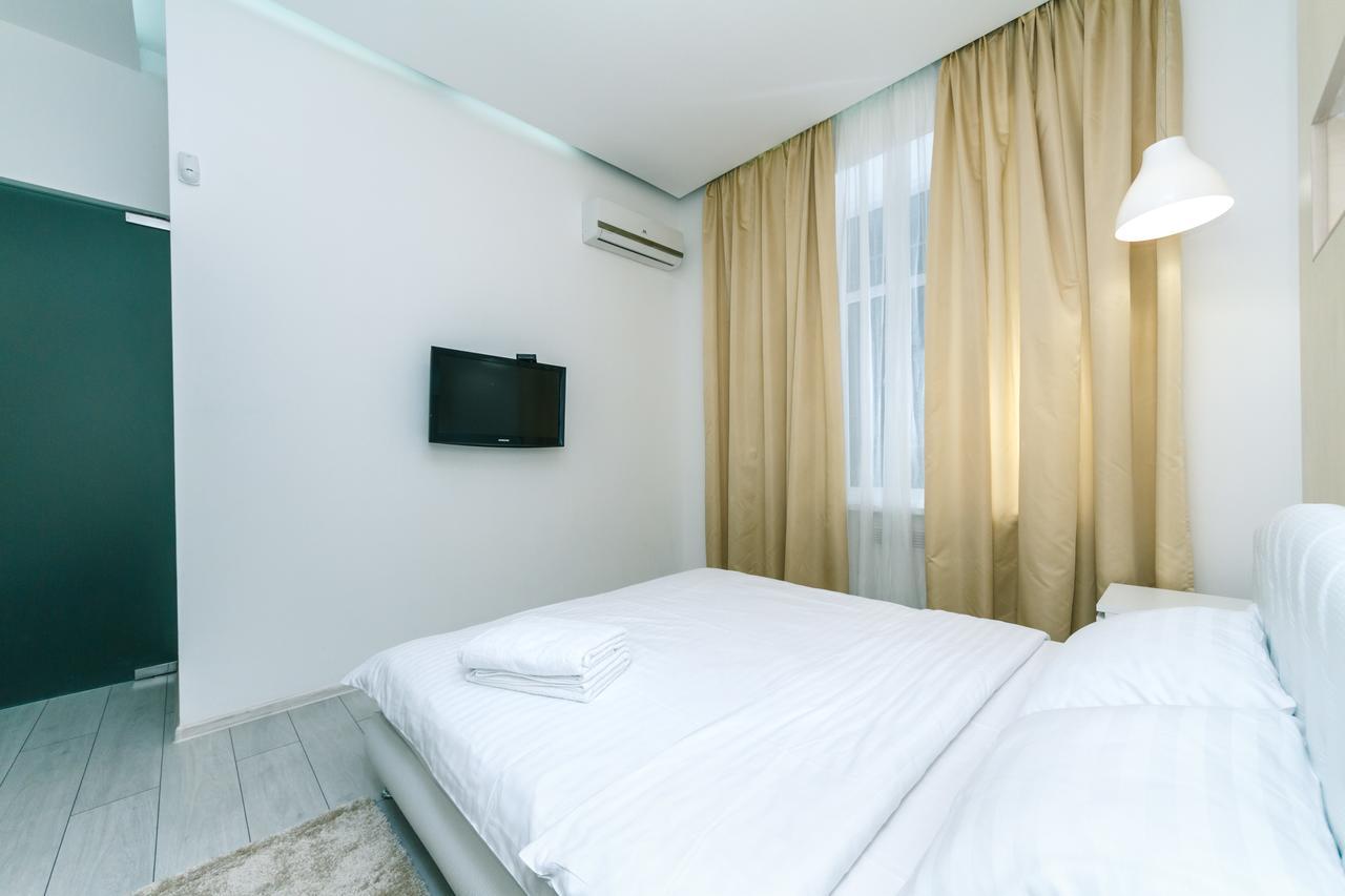 Kreschatik 21 With Terrace 2Br Киев Екстериор снимка